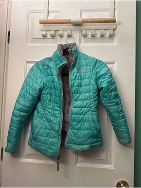 Youth girls the north face reversible jacket